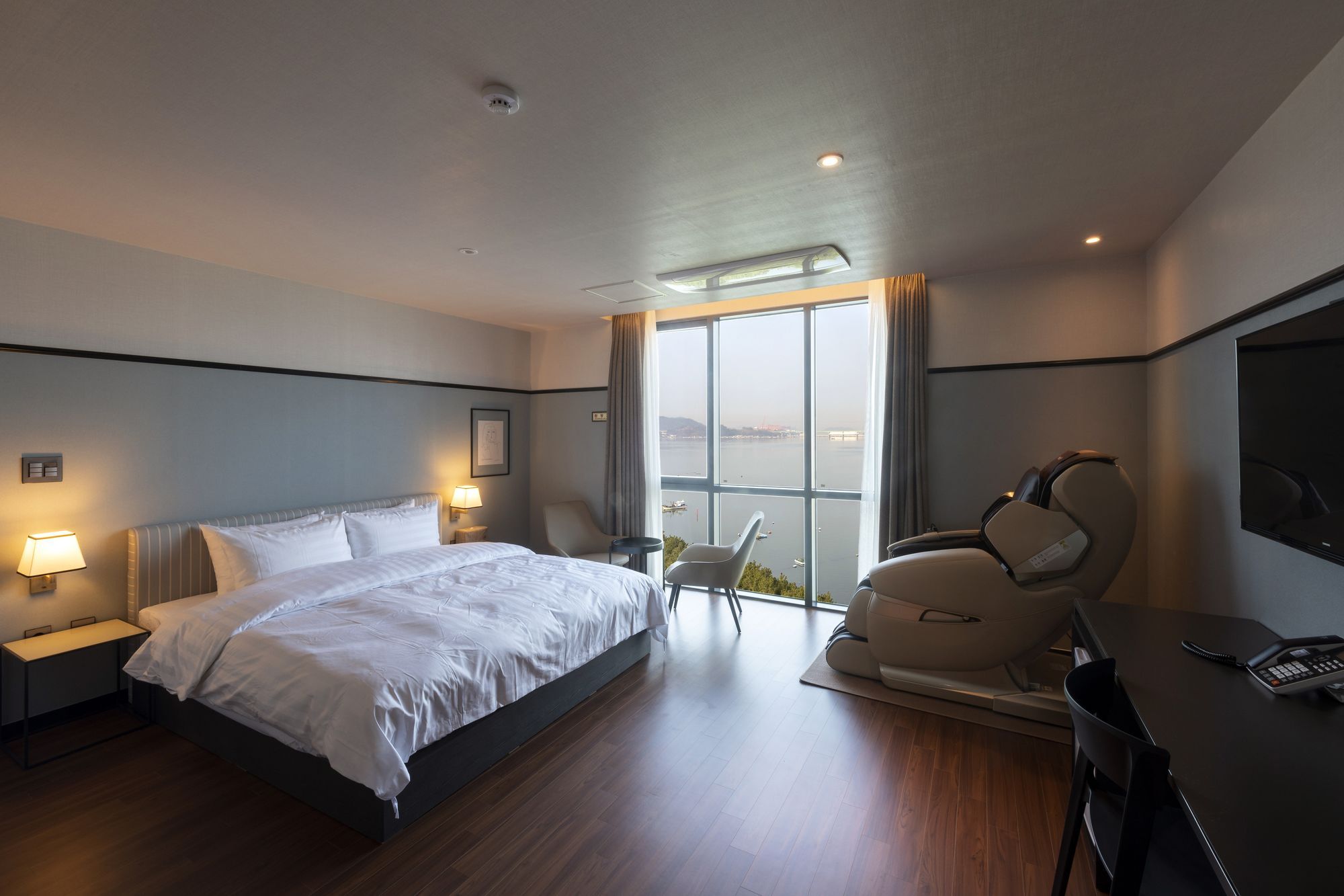 Brown-Dot Hotel Shinho Busan Exterior foto
